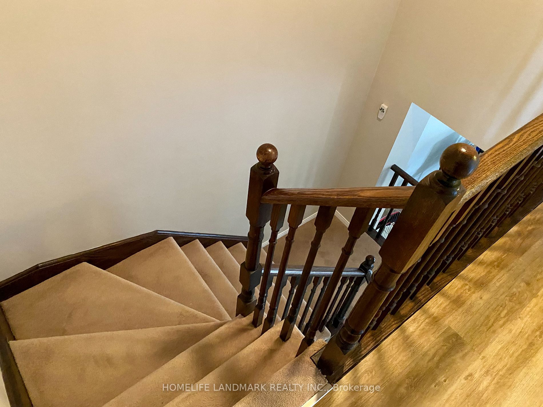18 Seven Oaks Street