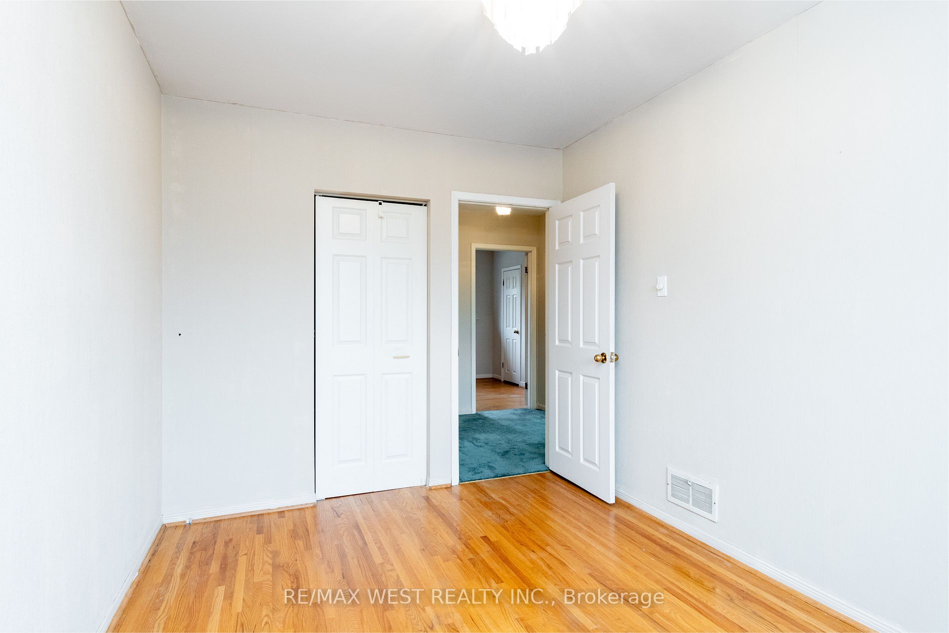 73 Alpaca Dr