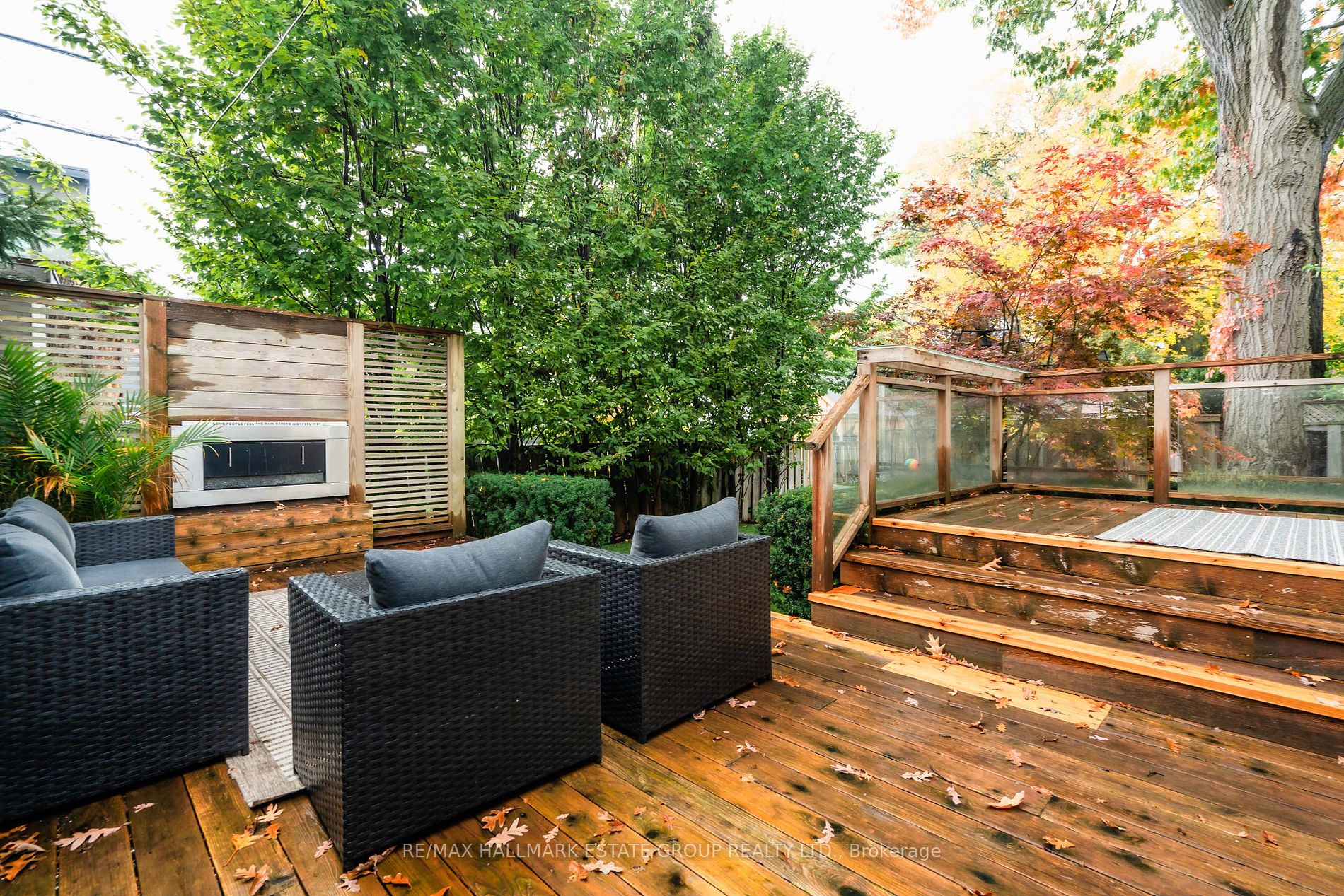 126 Lee Ave