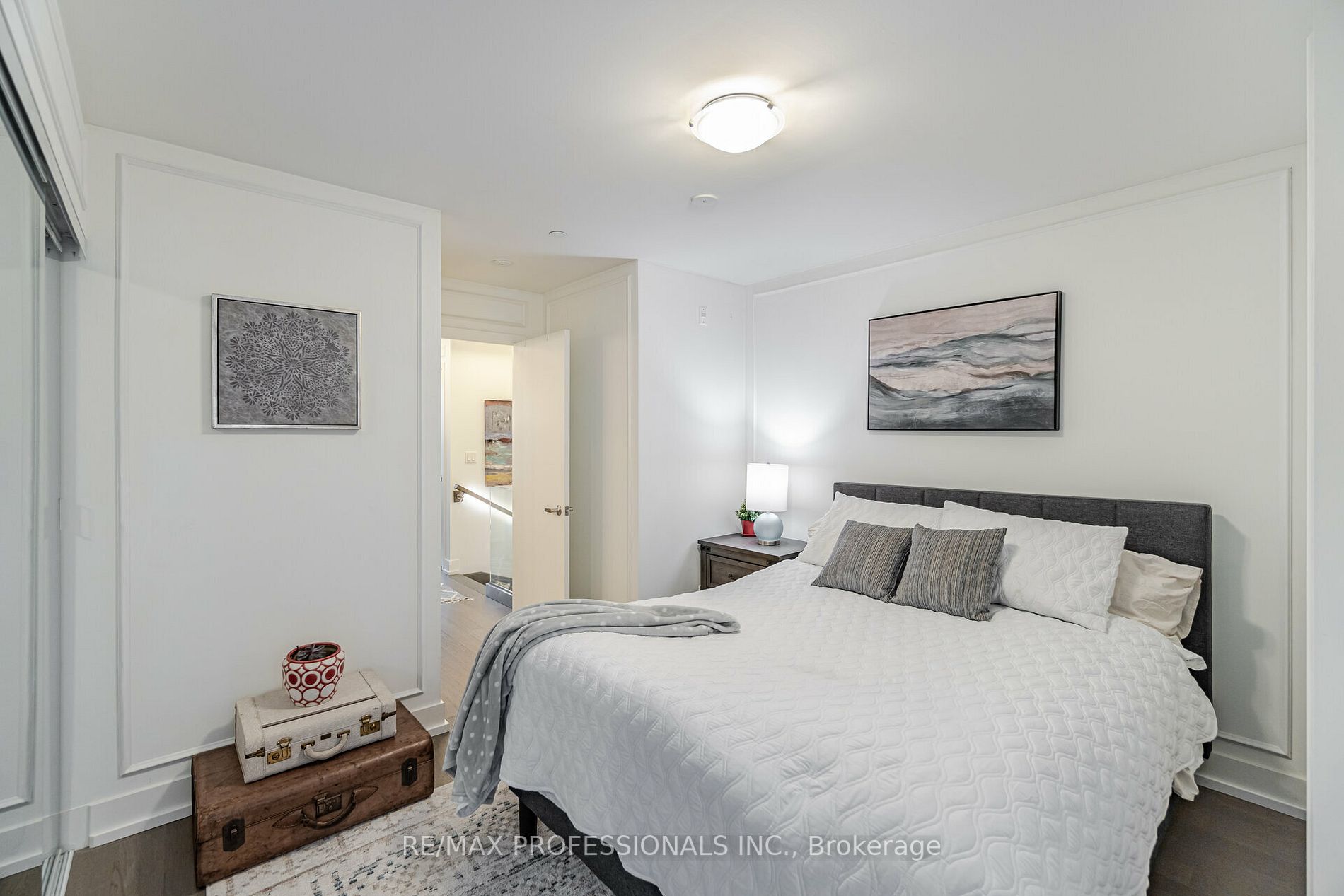 2A Queensbury Avenue, #102