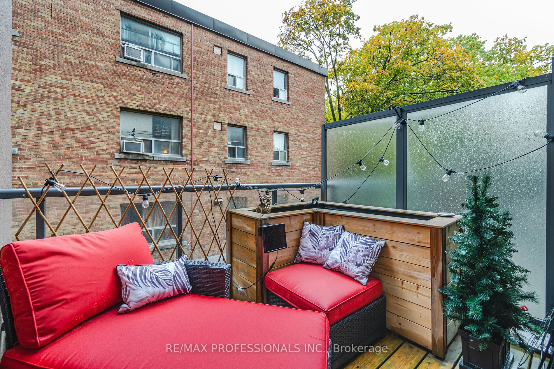 2A Queensbury Avenue, #102