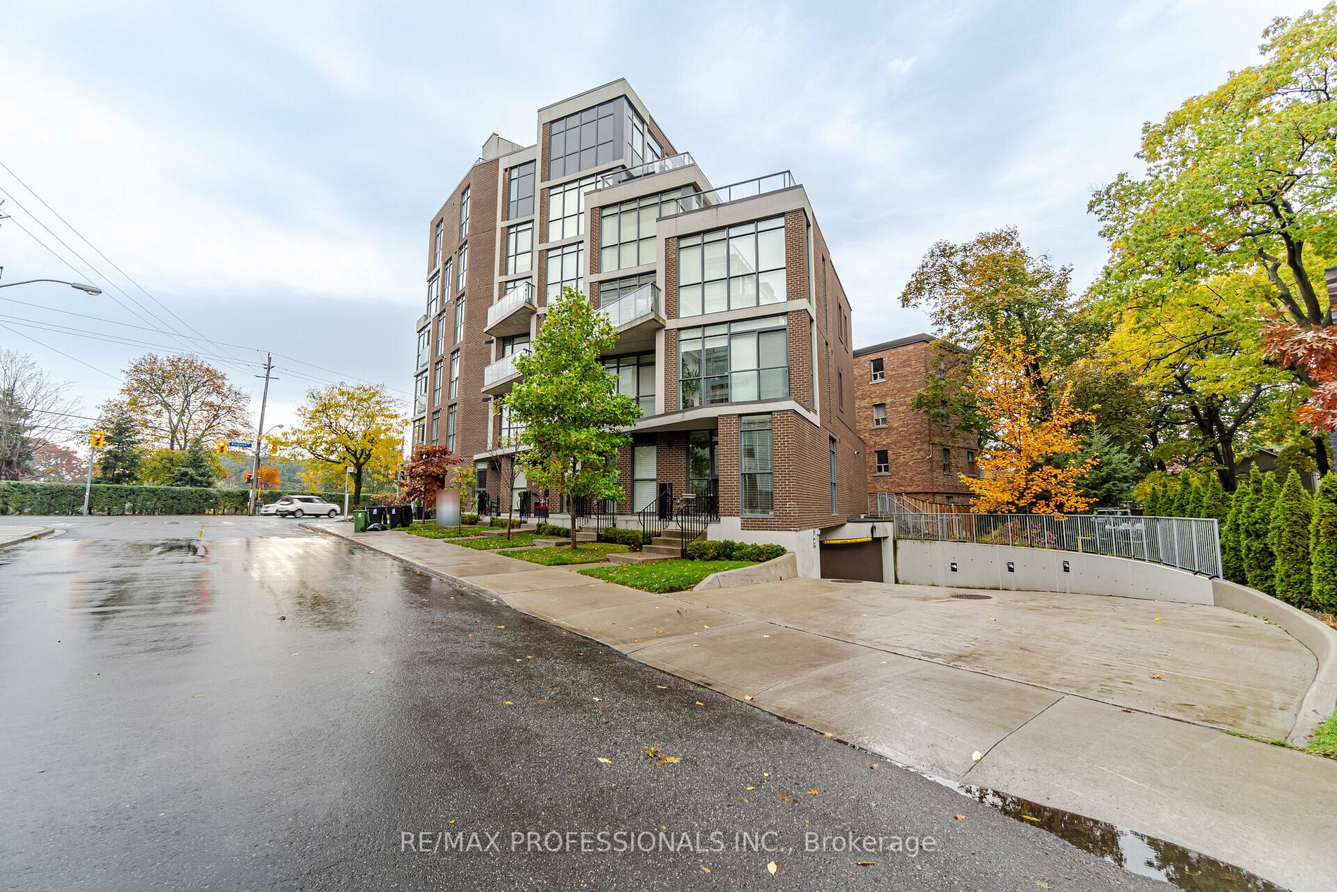 2A Queensbury Avenue, #102