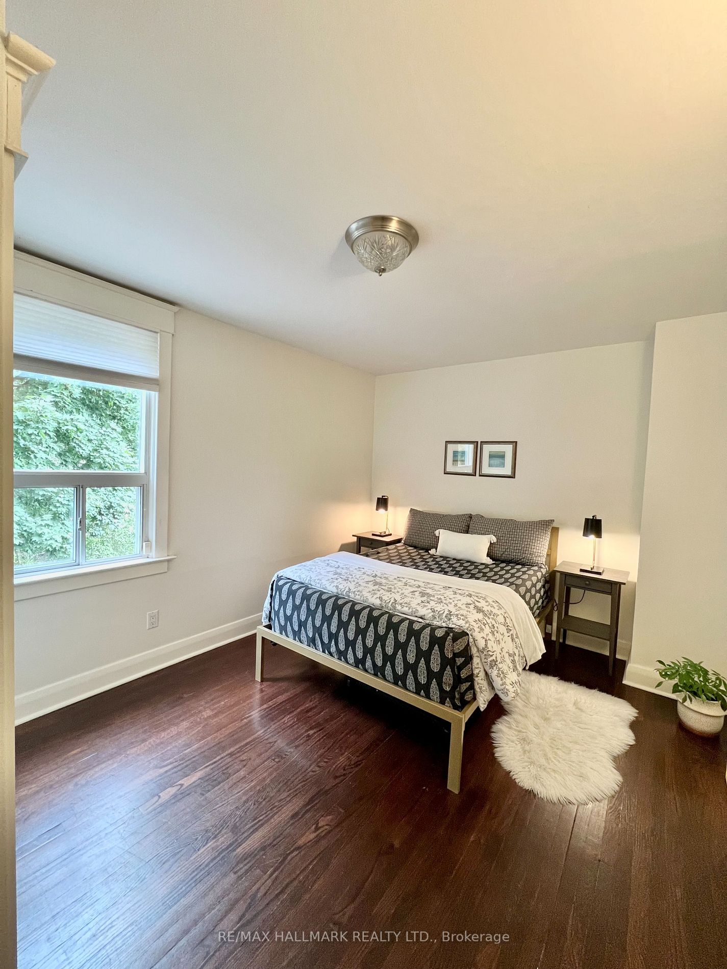 93 Glenmount Park Rd