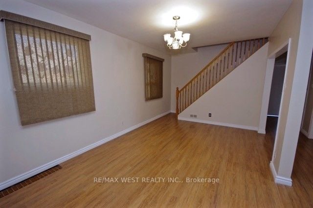 27 Vernon Rd