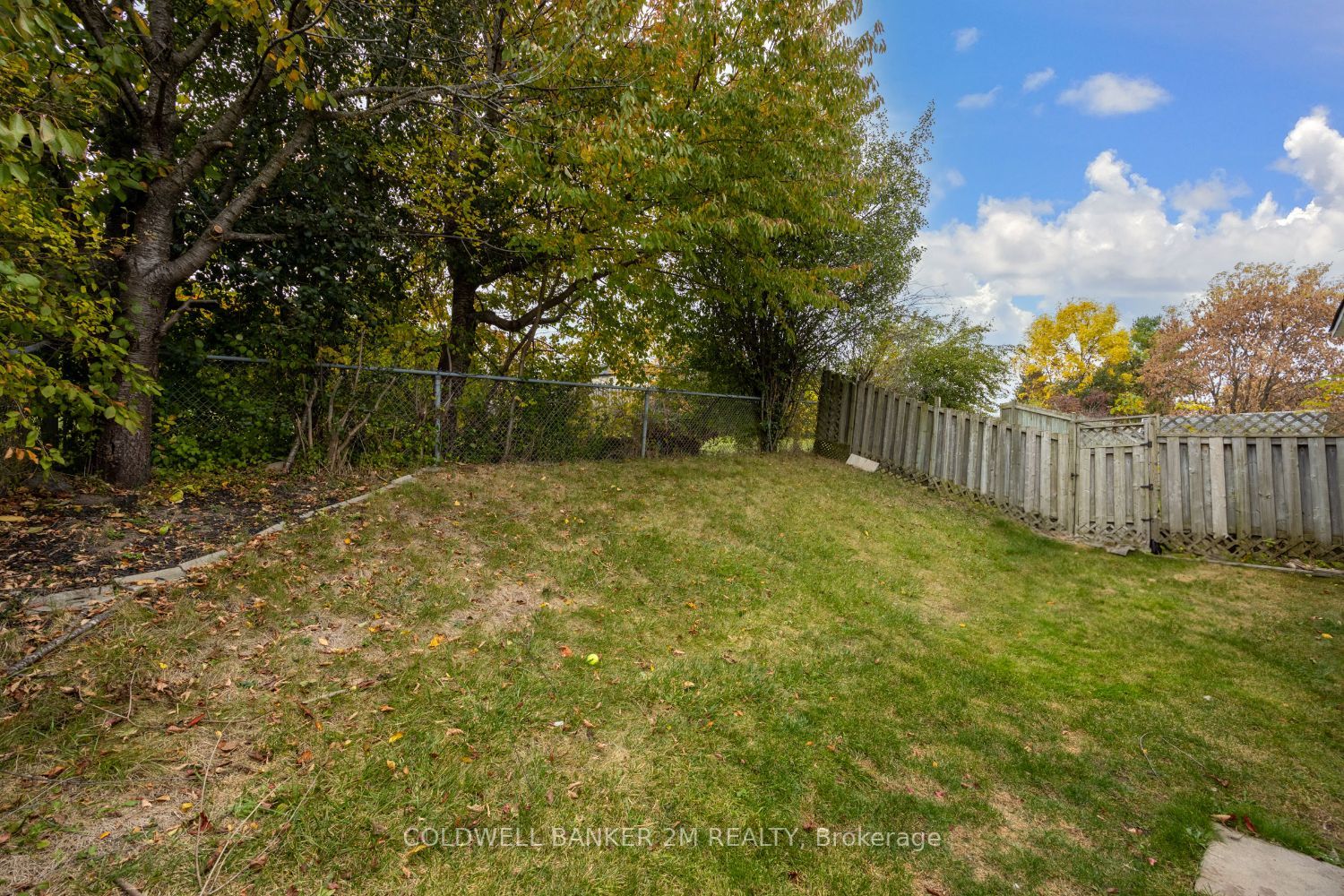 717 Attersley Dr