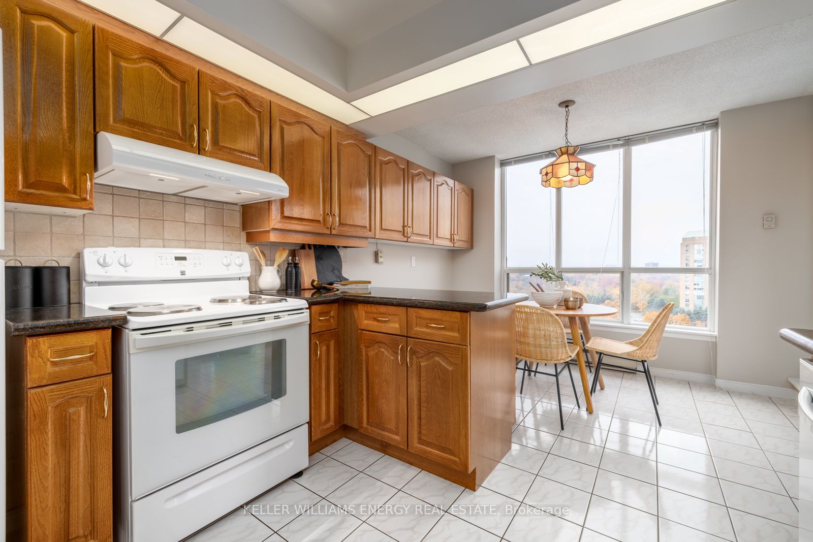 10 Guildwood Pkwy, #1120