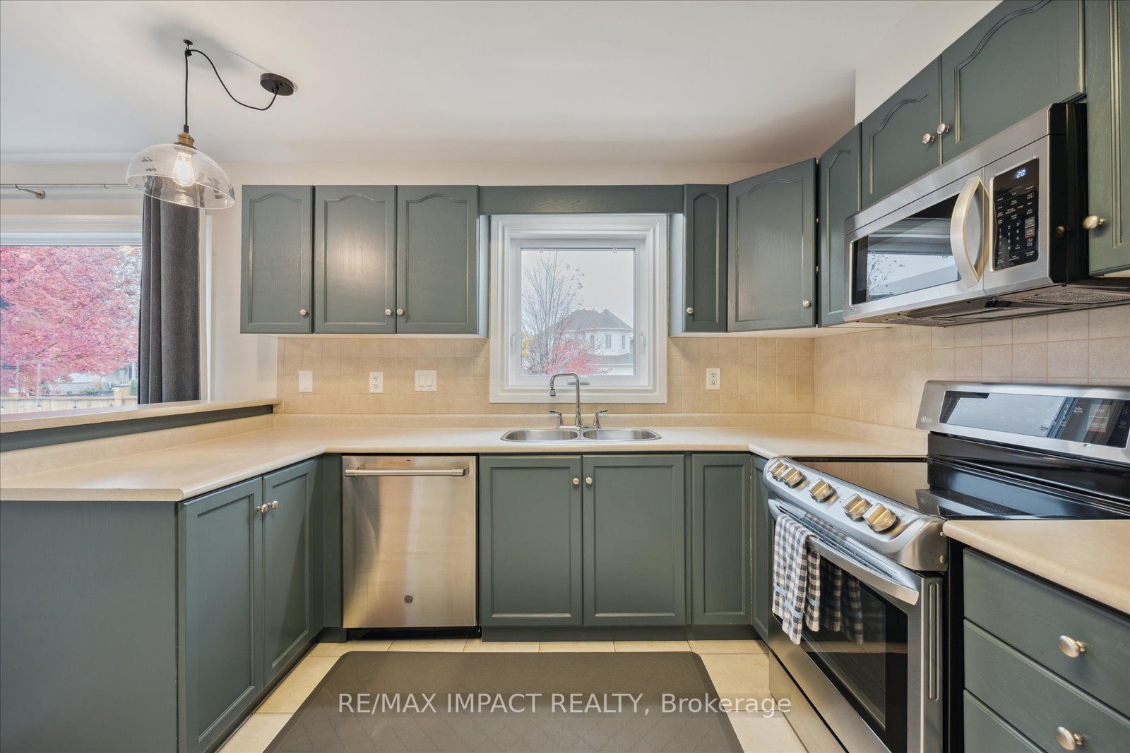 35 Harmer Drive
