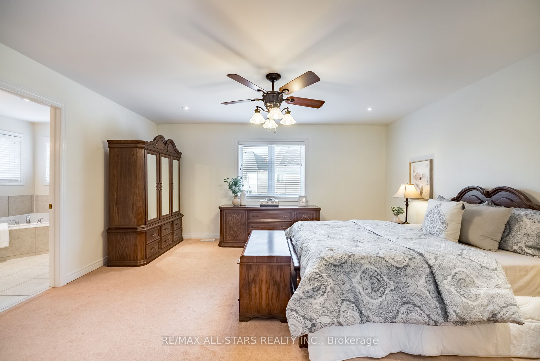 16 Jordan Crt