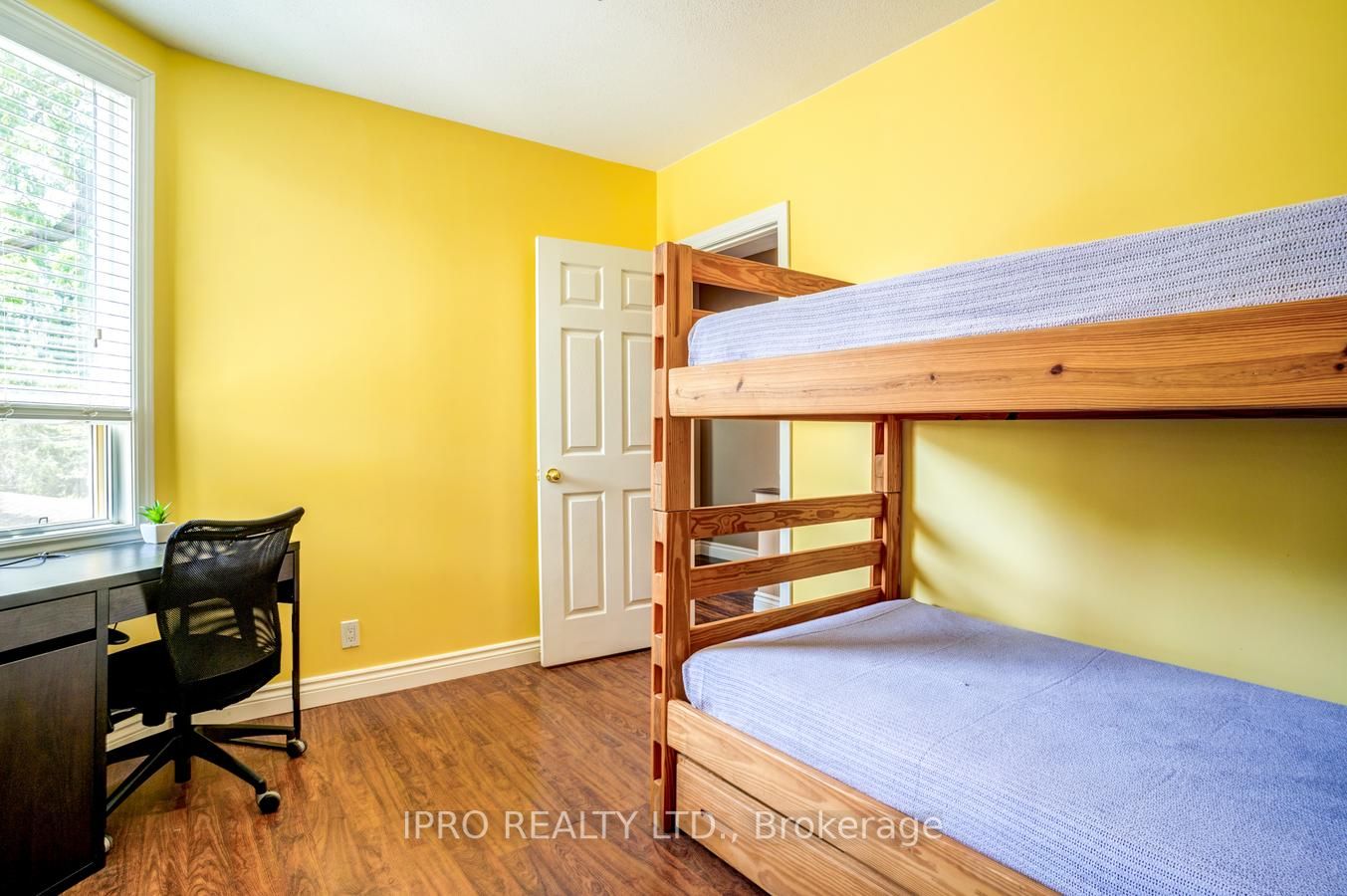 48 Pape Ave