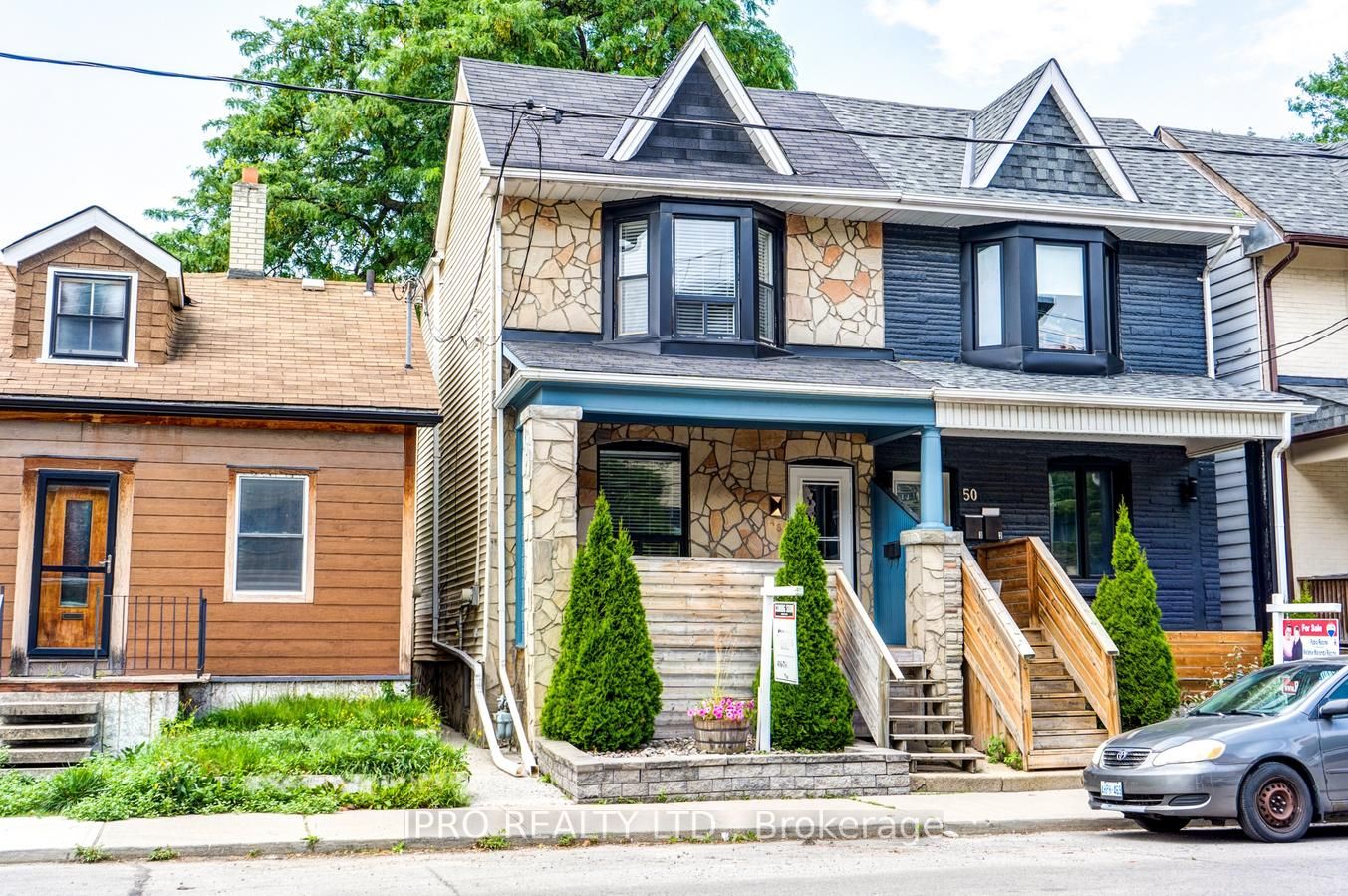 48 Pape Ave