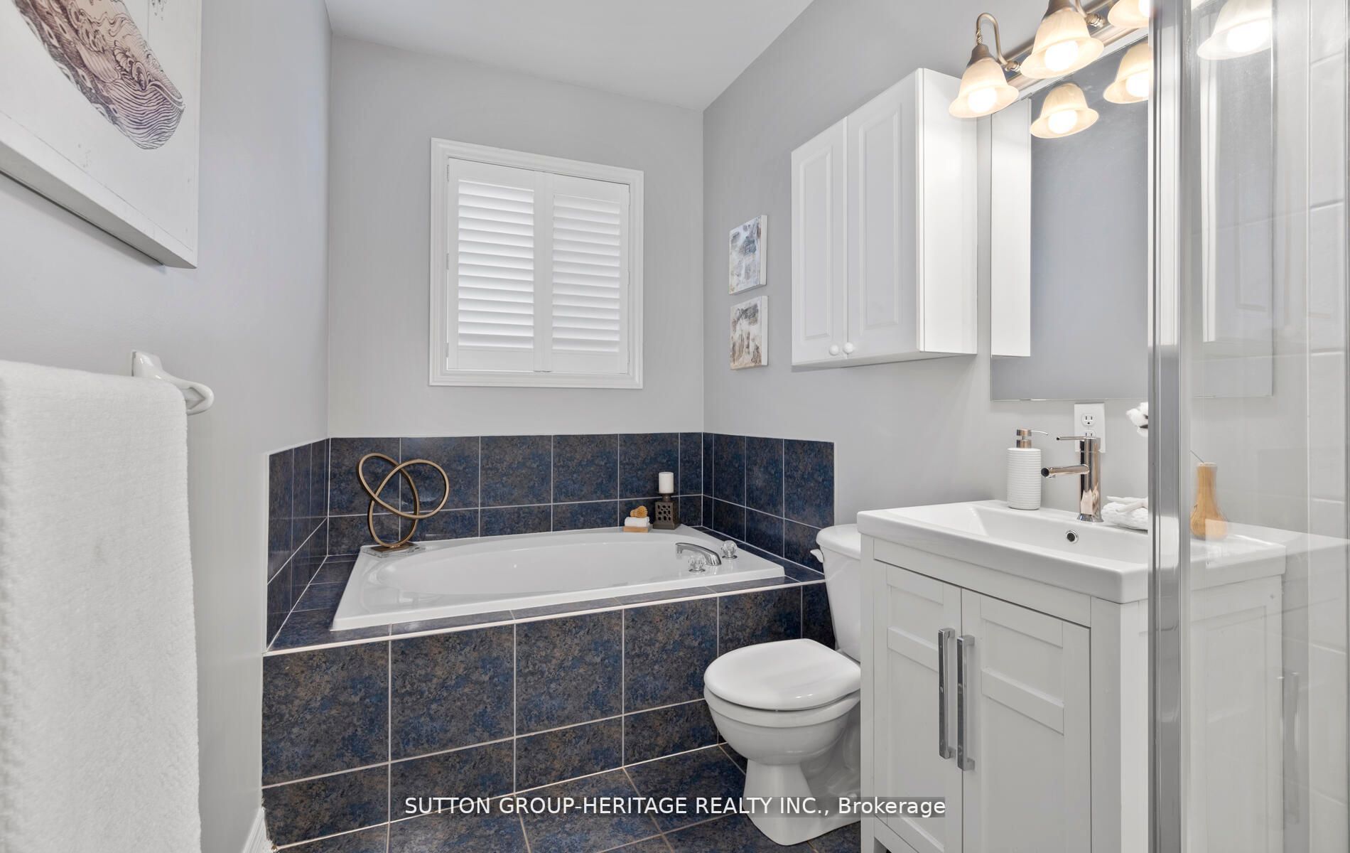 3 Penhurst Dr