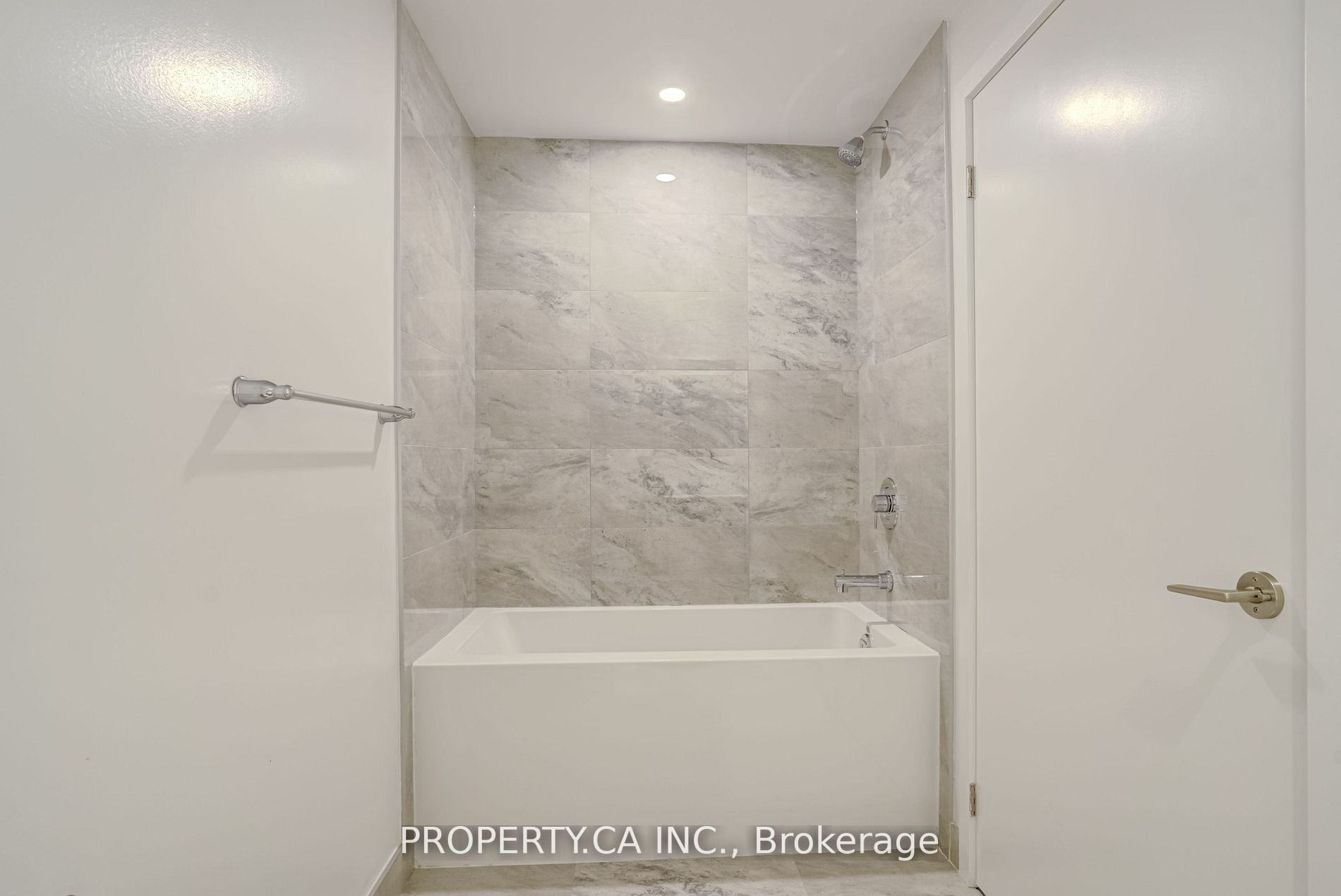 150 Logan Ave, #730