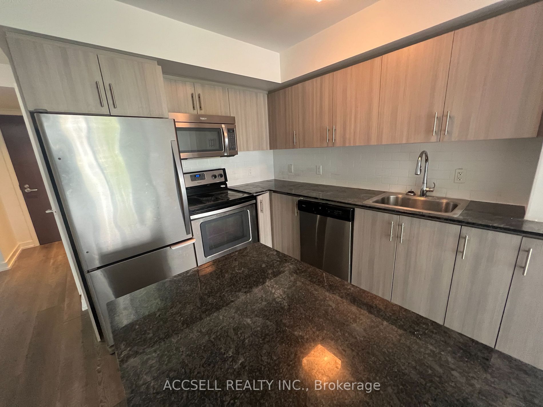 185 Bonis Ave, #212