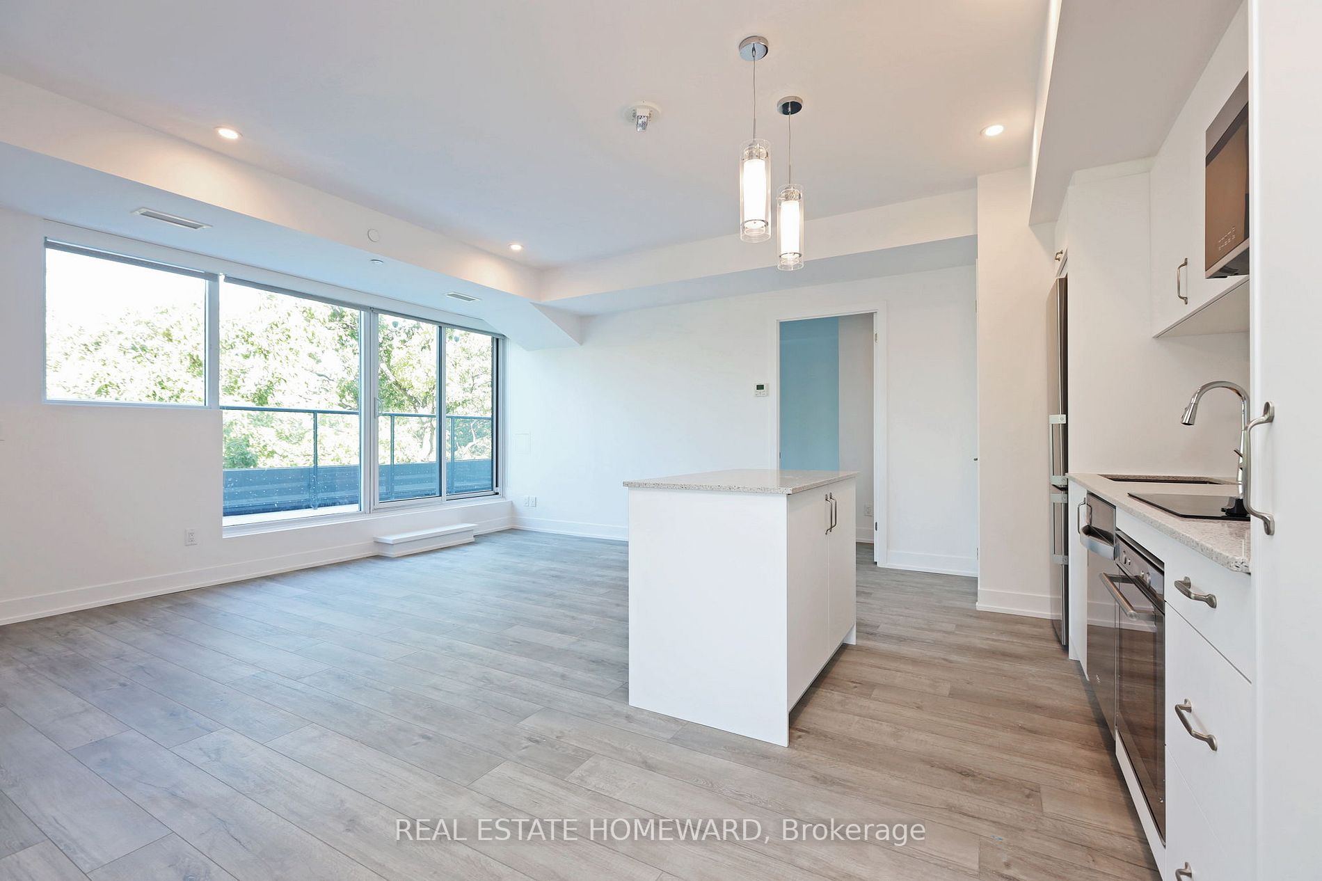 1316 Kingston Rd, #406