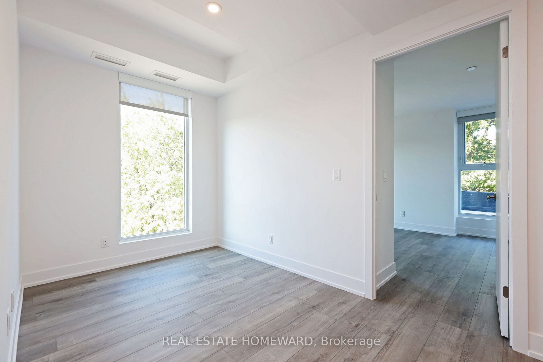 1316 Kingston Rd, #406