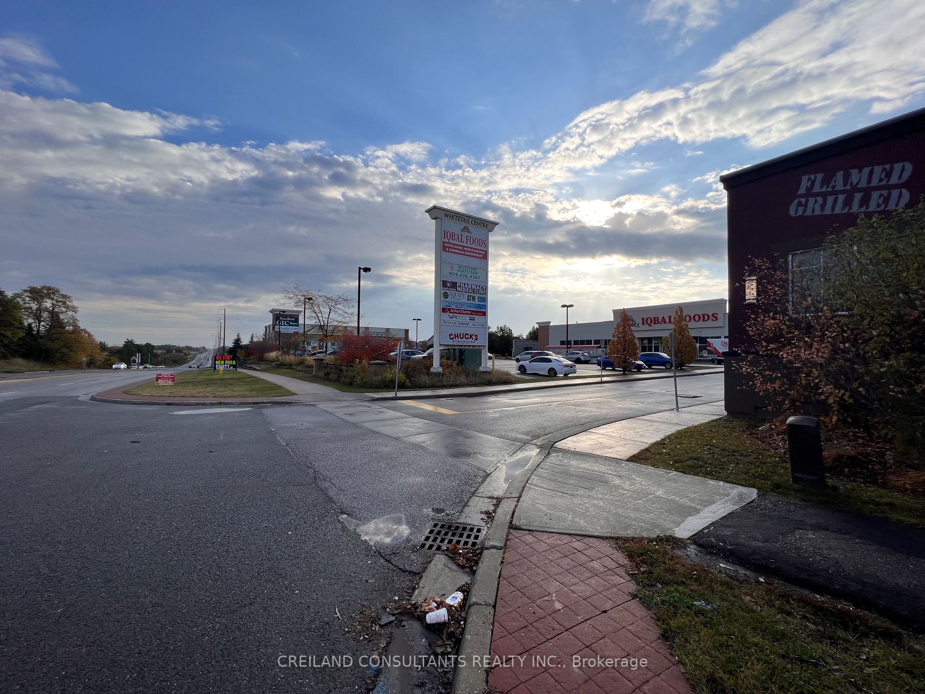 257-319 Kingston Rd E