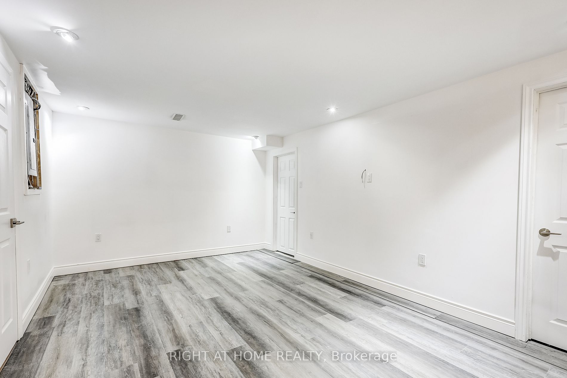 960 Glen St, #31