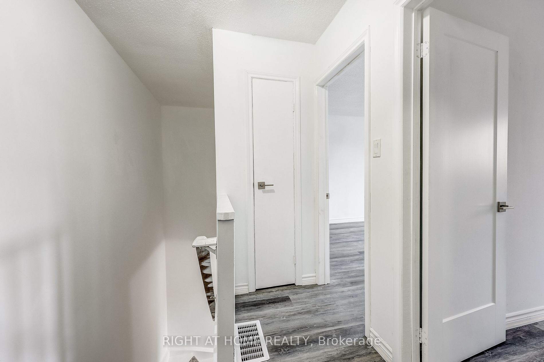 960 Glen St, #31