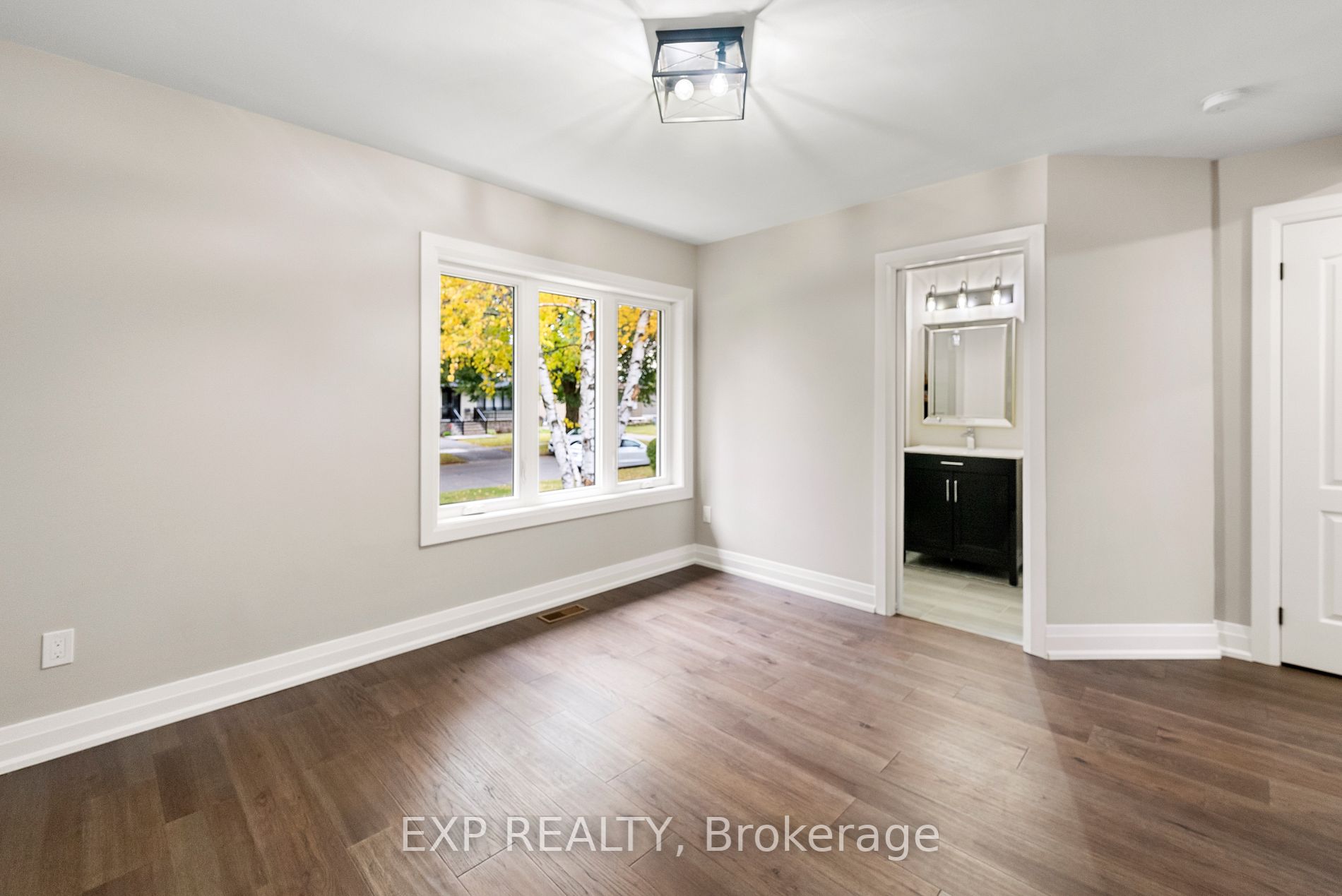 5 Wincrest Dr