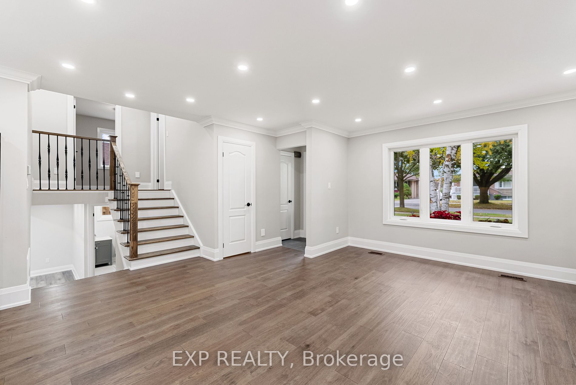 5 Wincrest Dr