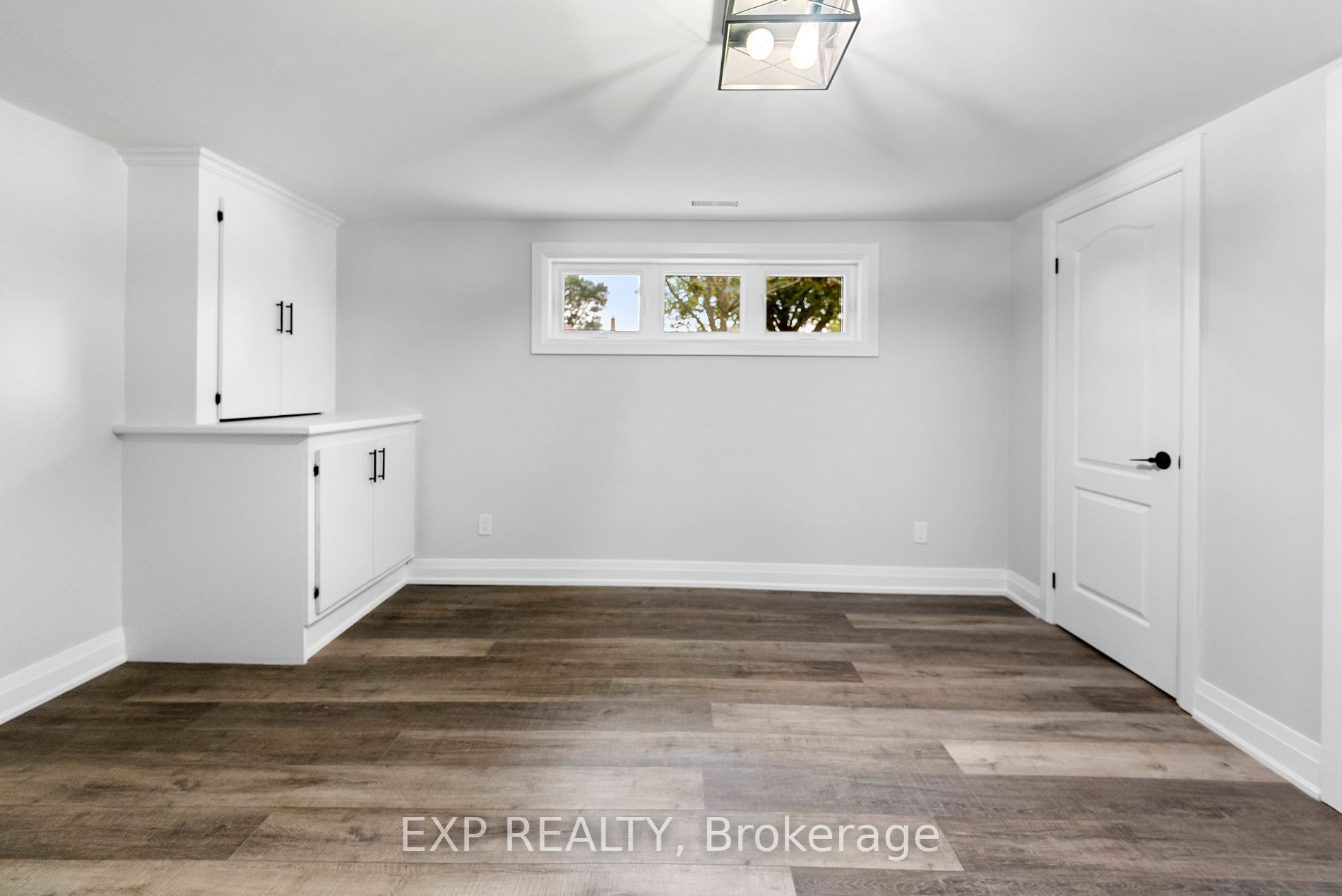 5 Wincrest Dr