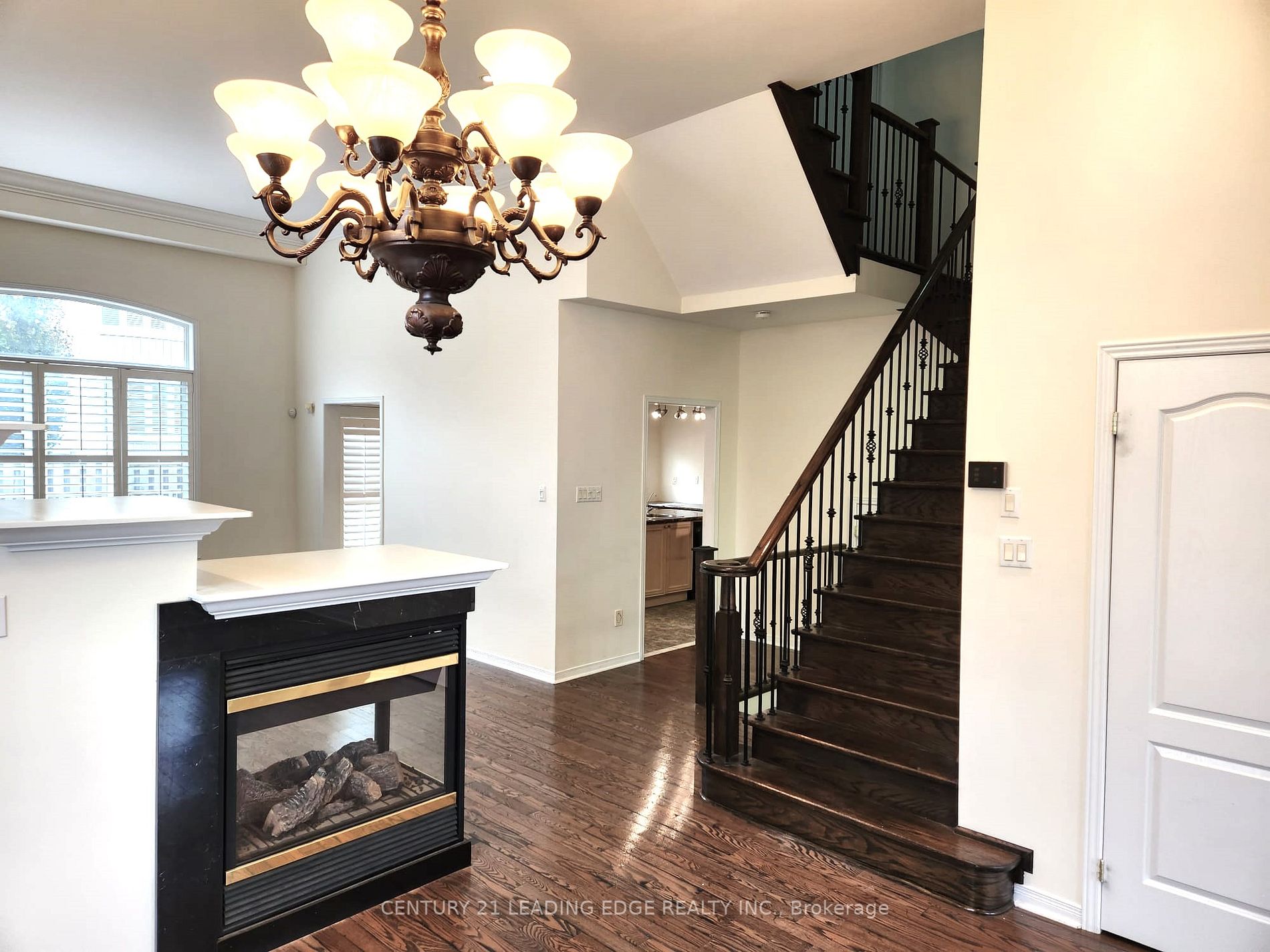 24 Carberry Cres