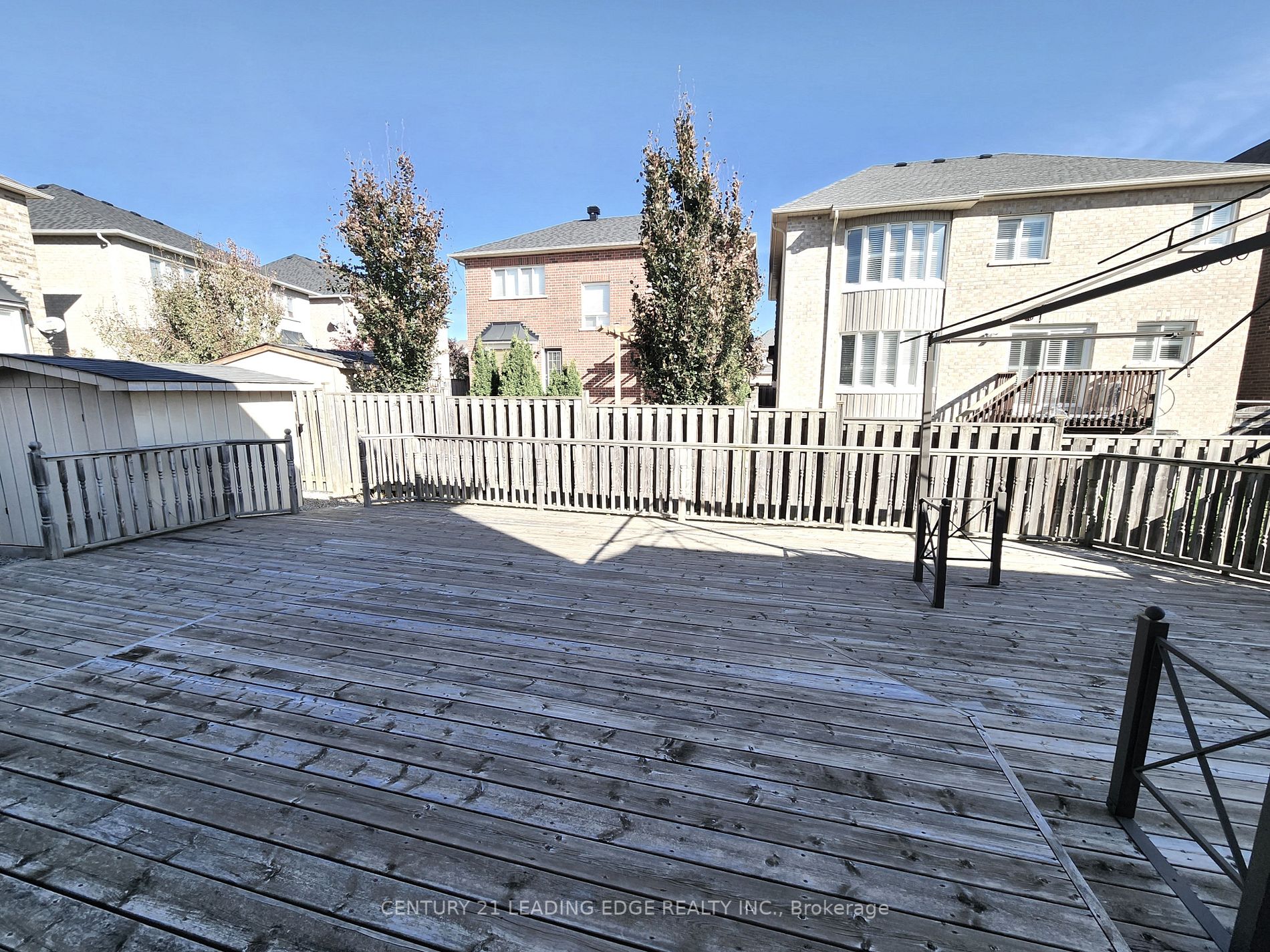 24 Carberry Cres