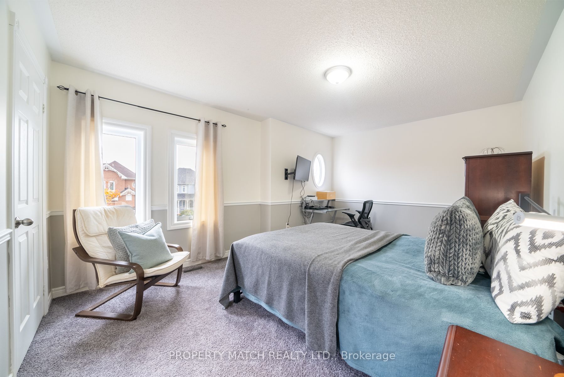 30 Blackfriar Ave