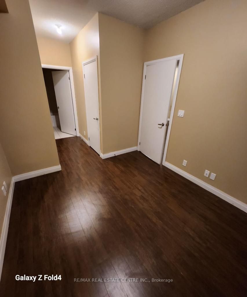 22 East Haven Dr, #536