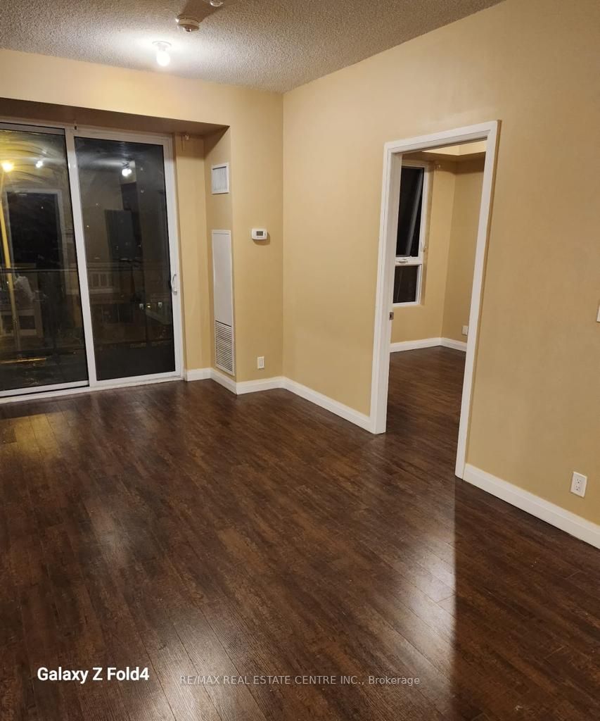 22 East Haven Dr, #536