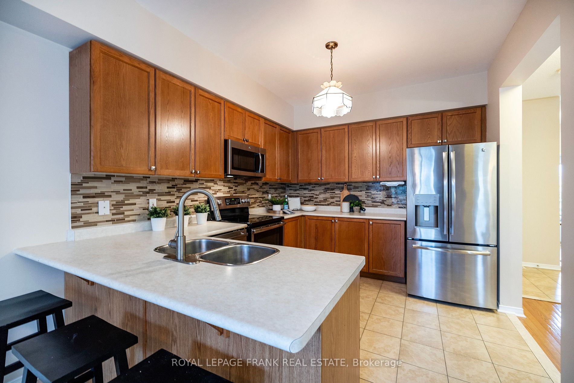 100 Trudeau Dr