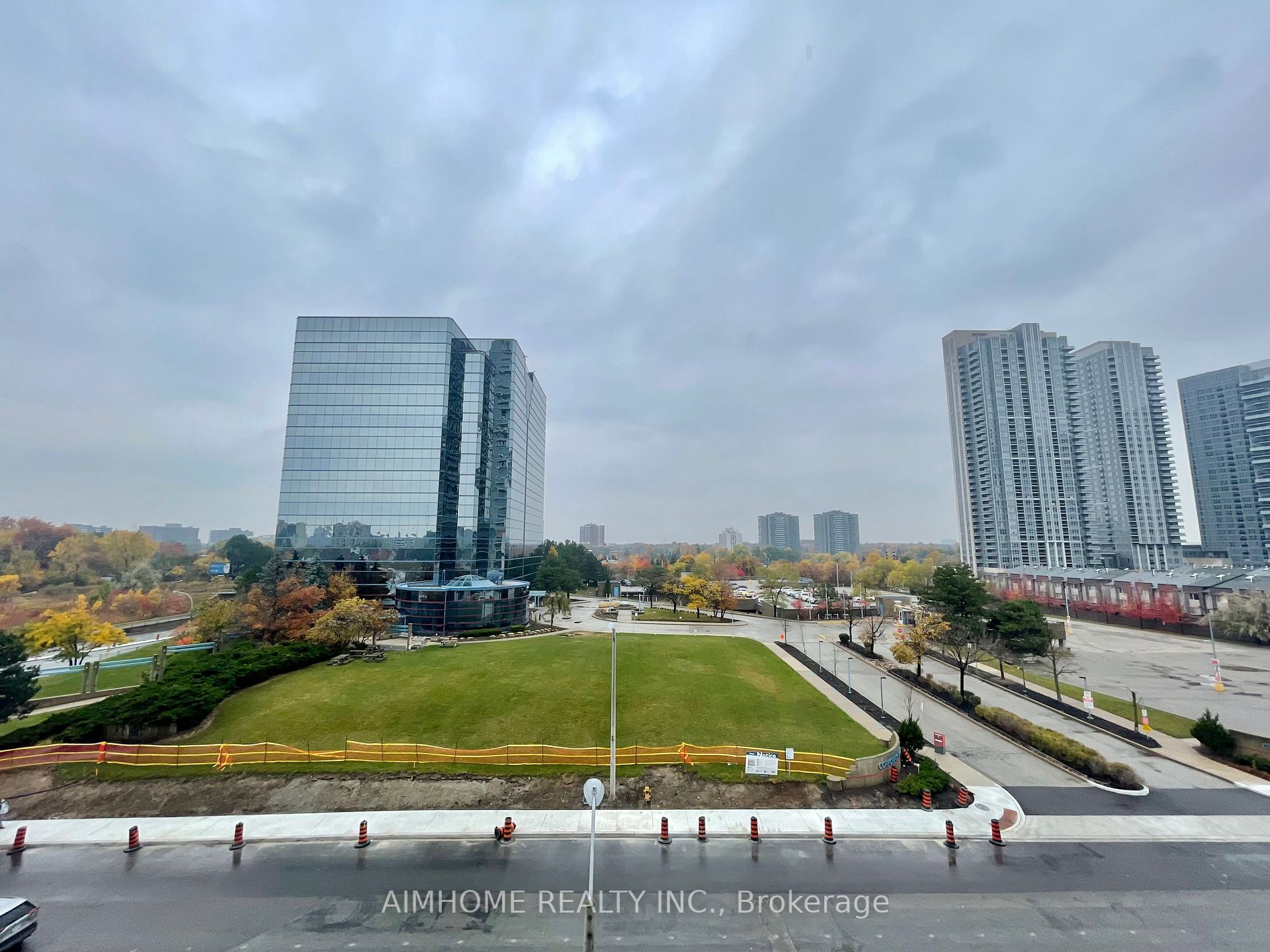 2033 Kennedy Rd, #610