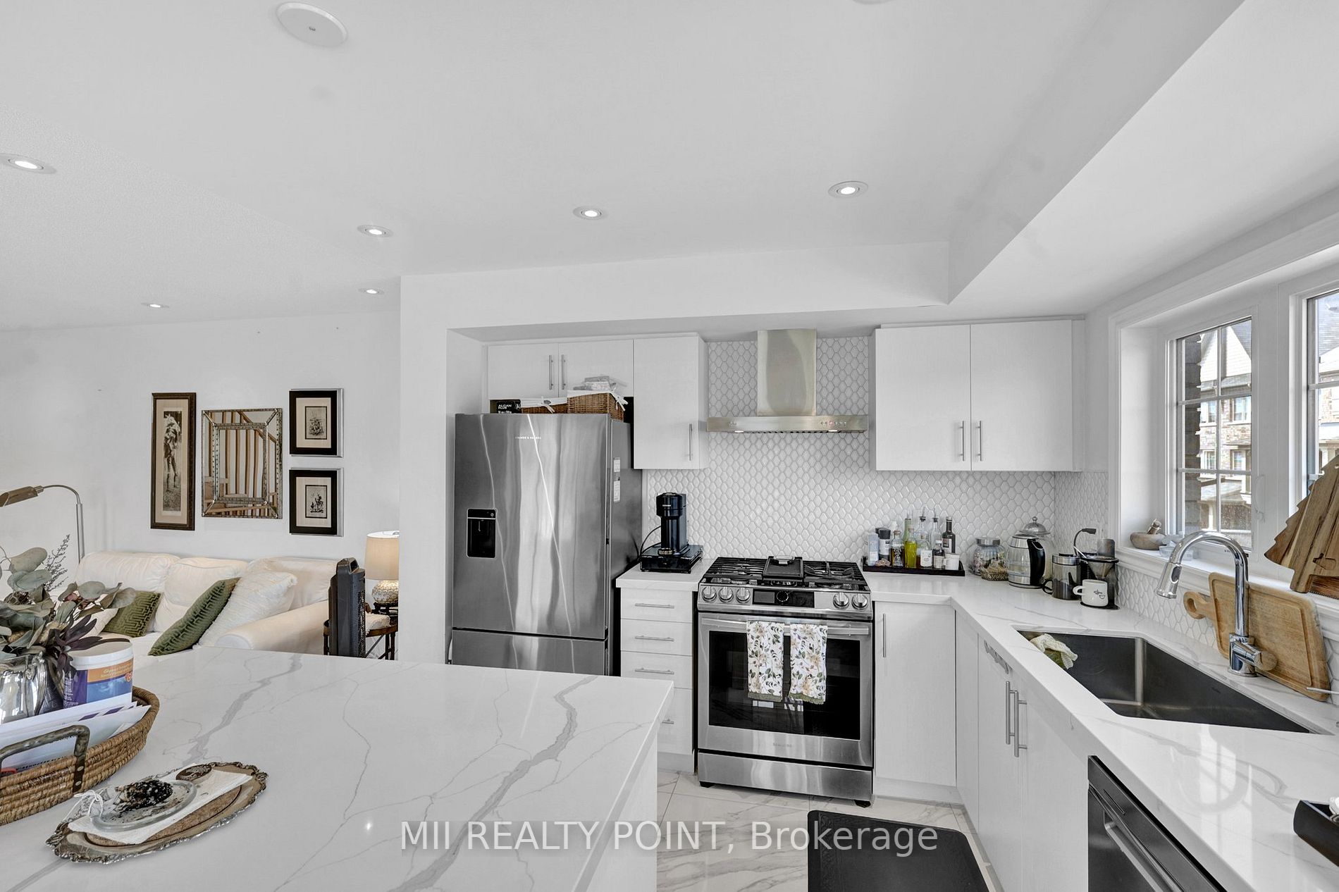 24 Mappin Way