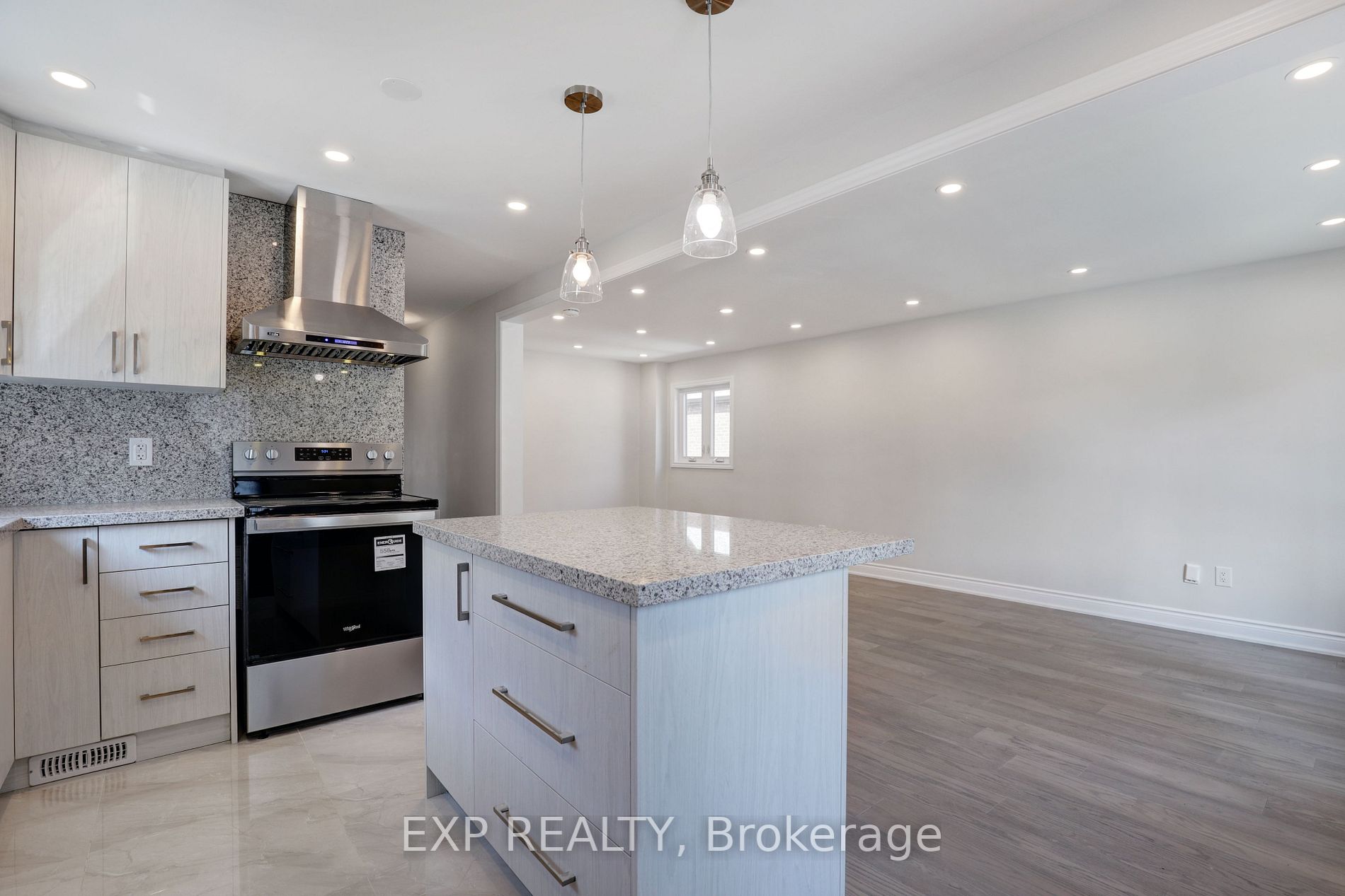 432 Mortimer Ave