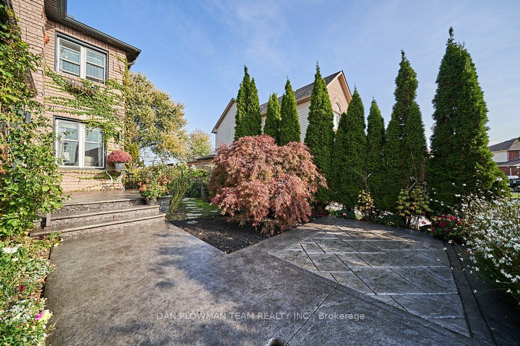 101 Meadowview Blvd