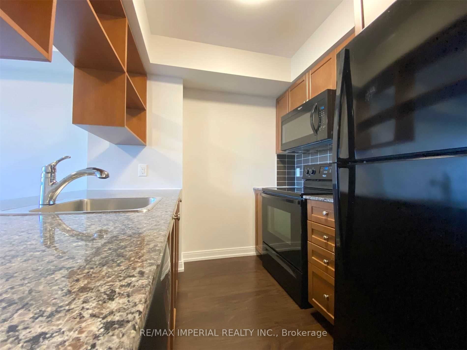 151 Village Green Sq, #2609