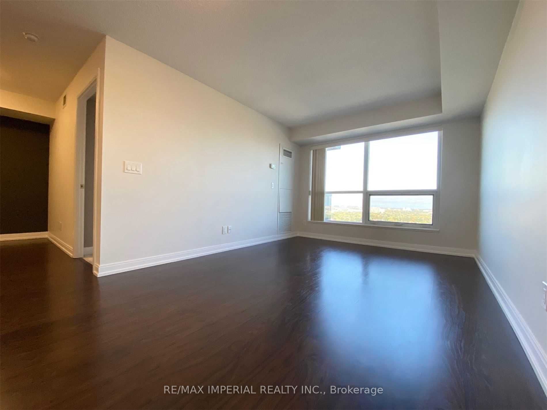 151 Village Green Sq, #2609