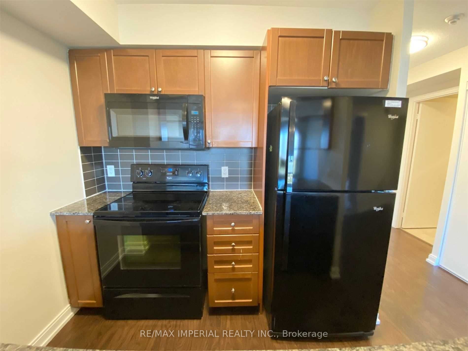 151 Village Green Sq, #2609