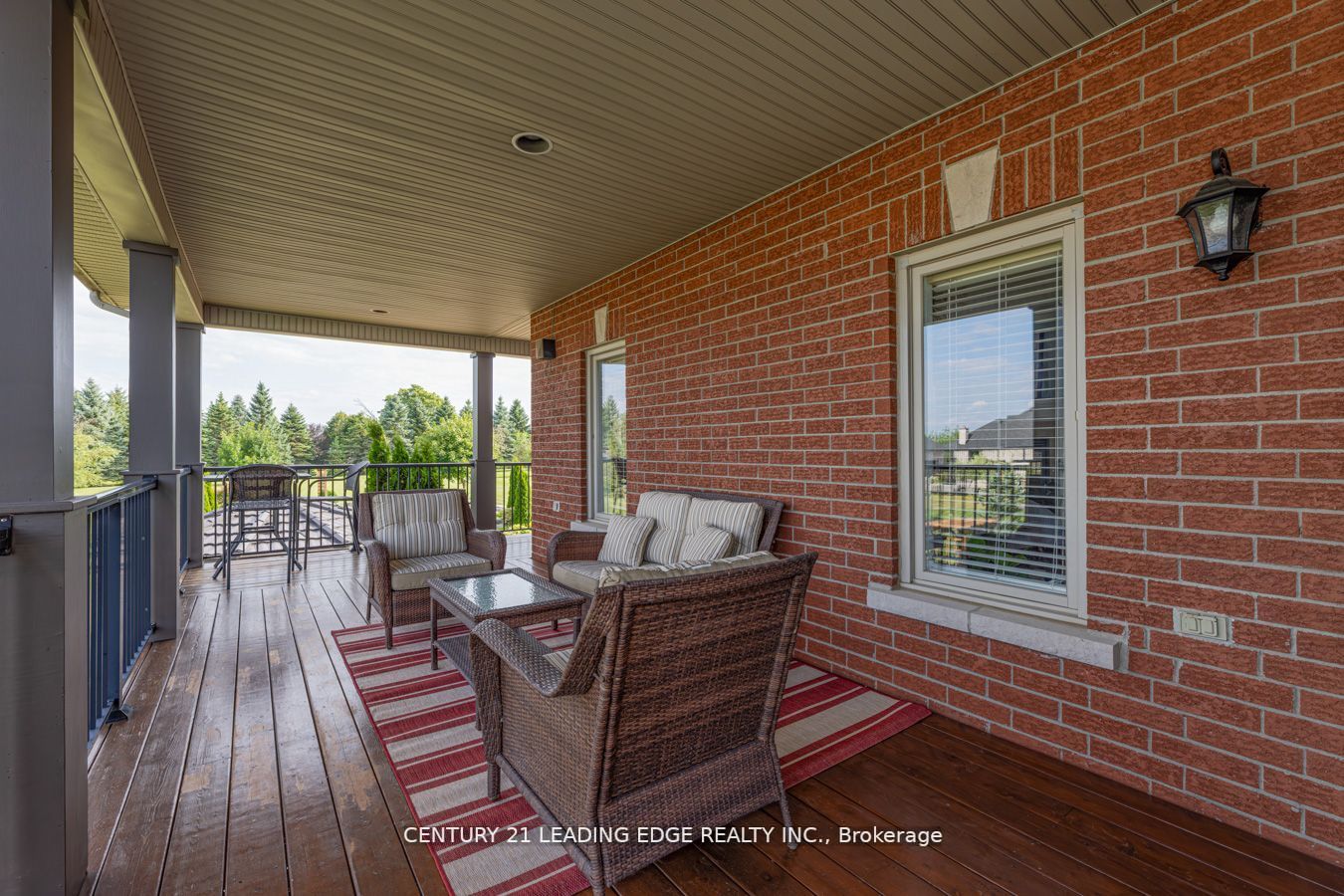 7 Clyde Crt