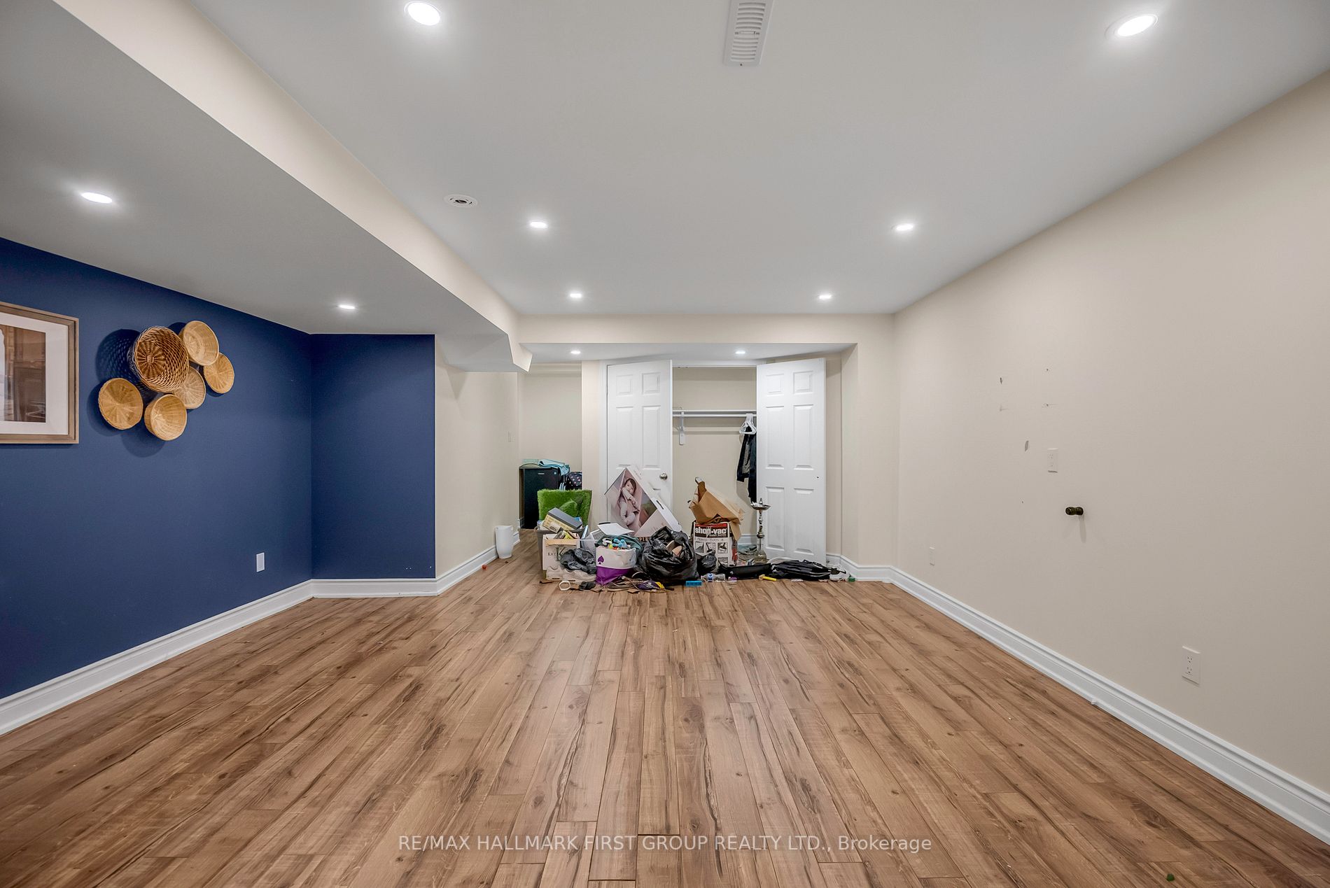 1755 Broadoak Crescent