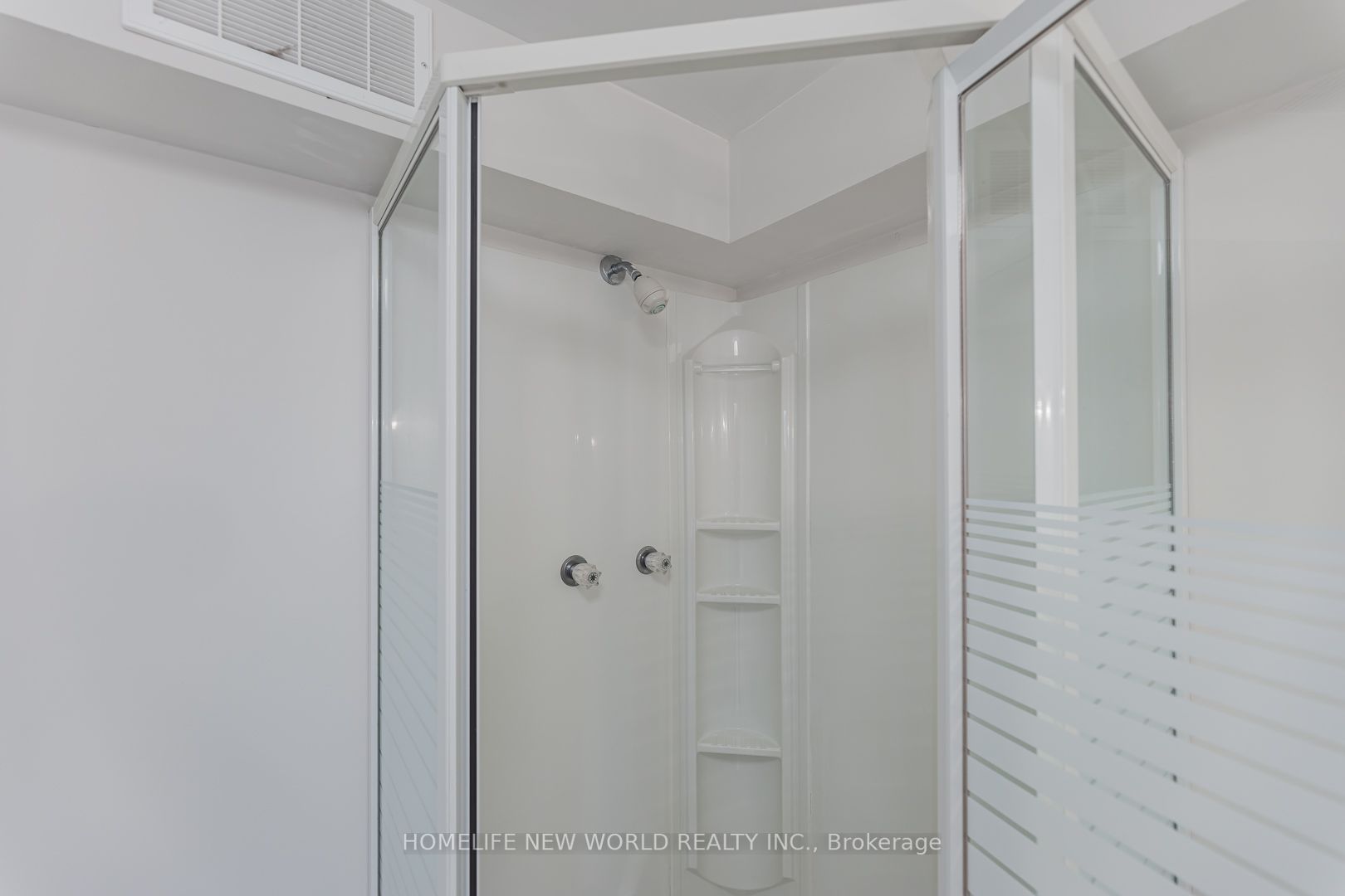 11 Hialeah Cres