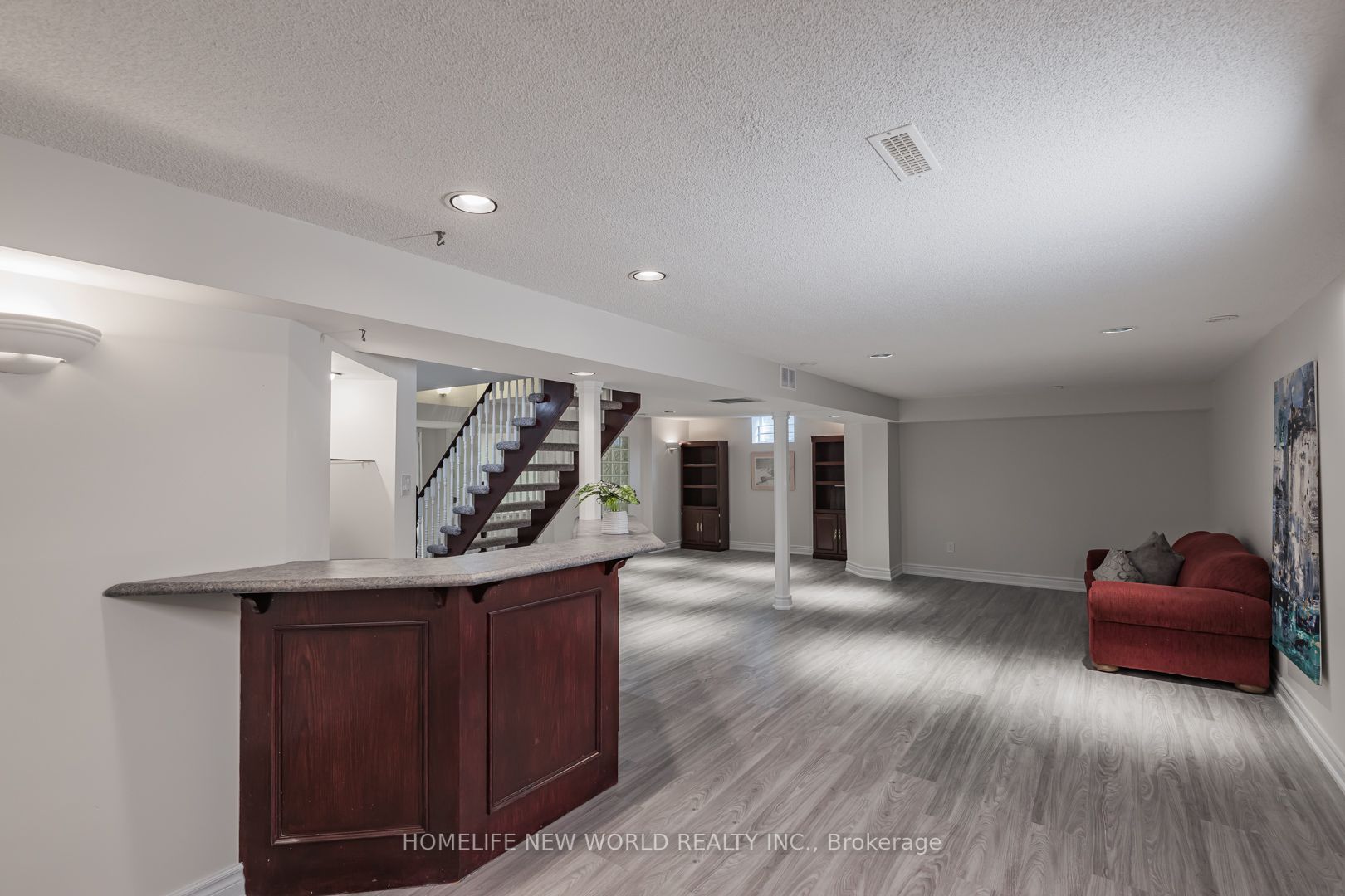11 Hialeah Cres