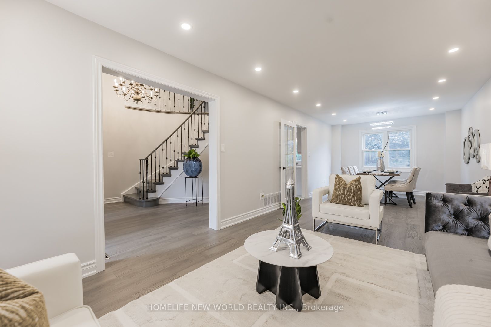 11 Hialeah Cres