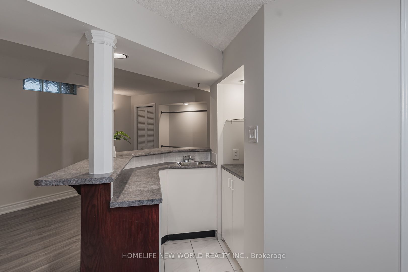 11 Hialeah Cres