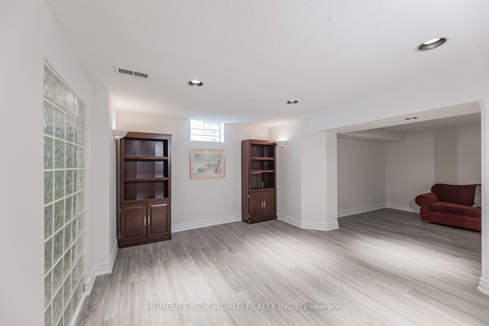 11 Hialeah Cres