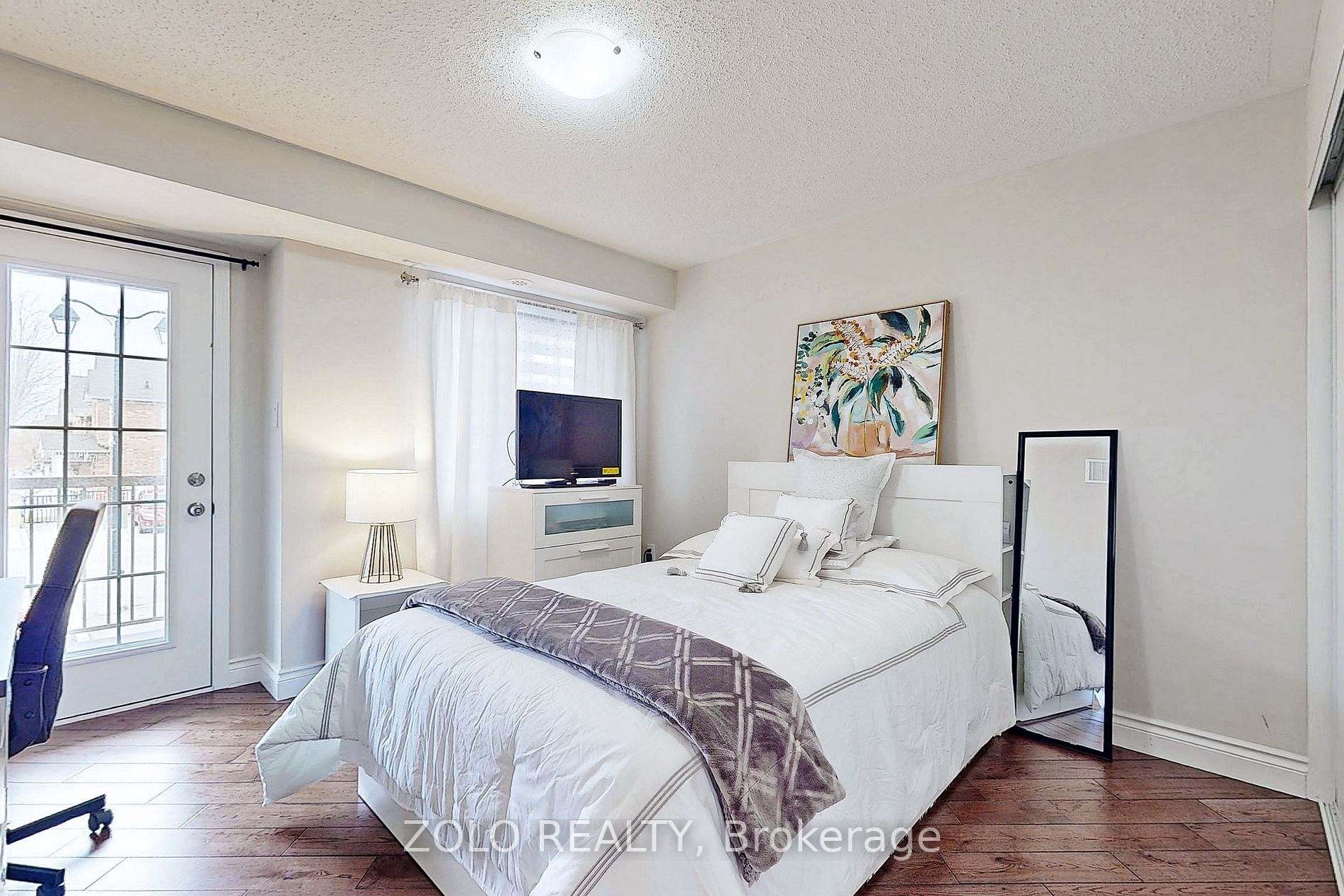 182 Kingston Rd W, #60