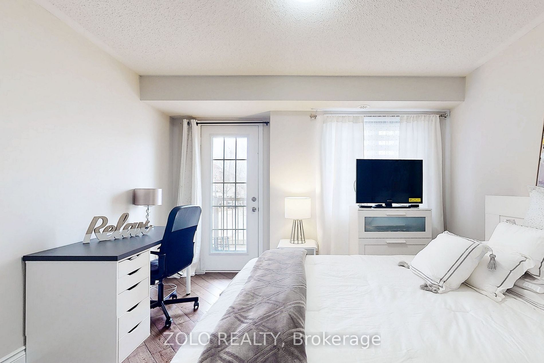 182 Kingston Rd W, #60