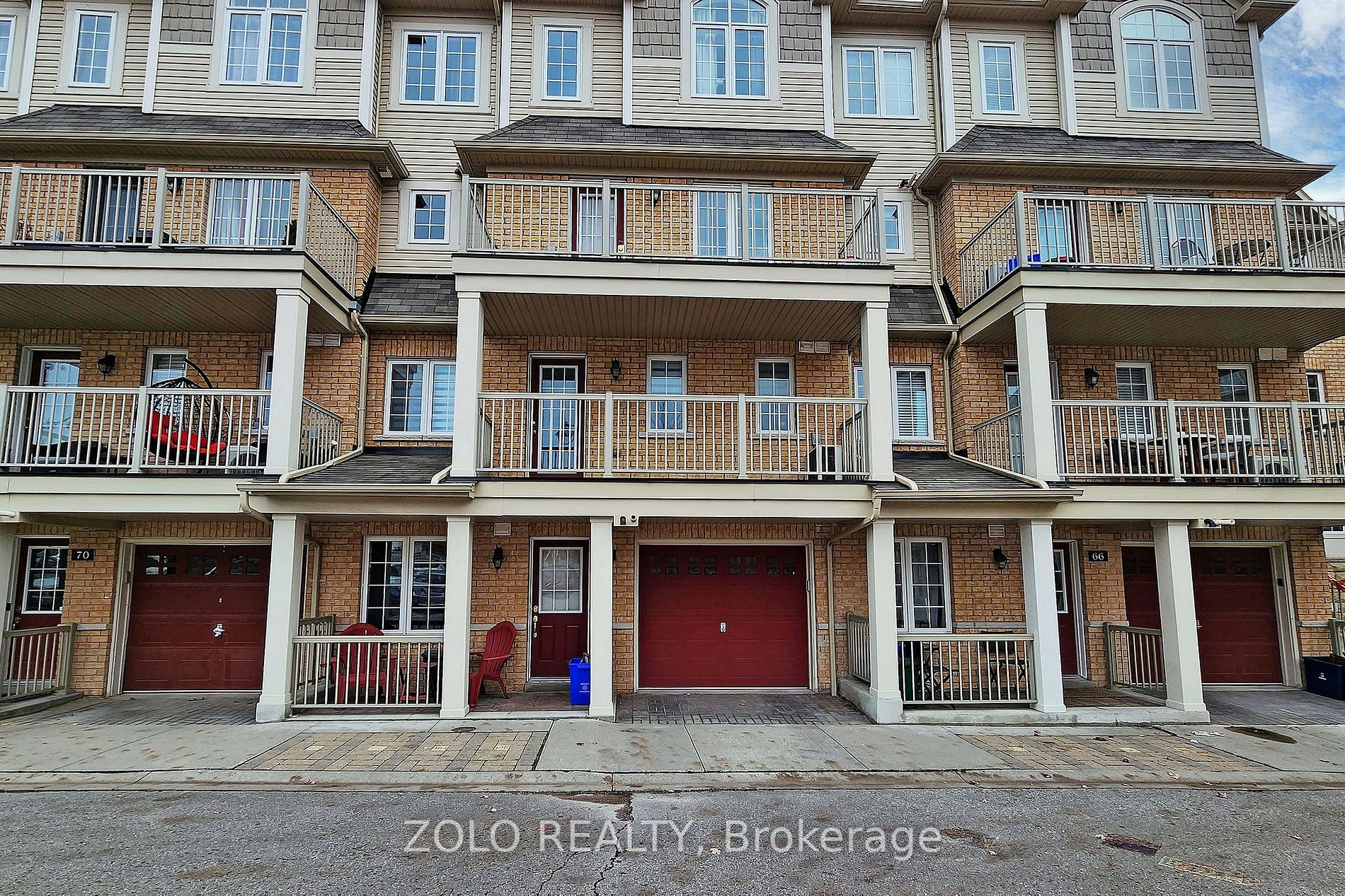 182 Kingston Rd W, #60