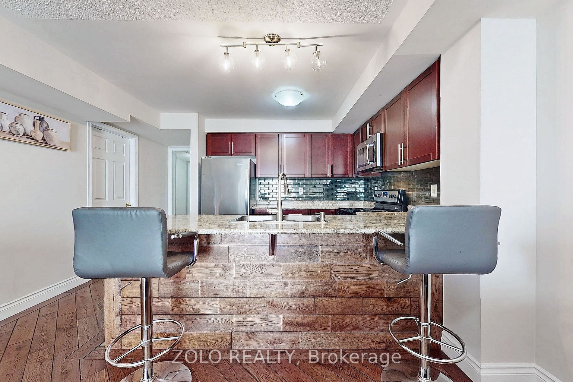 182 Kingston Road W, #60