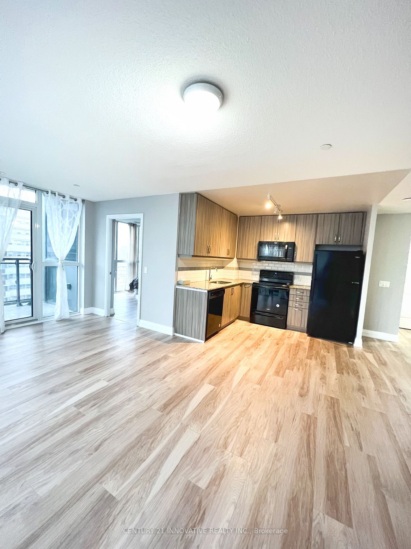 30 Meadowglen Pl, #1602